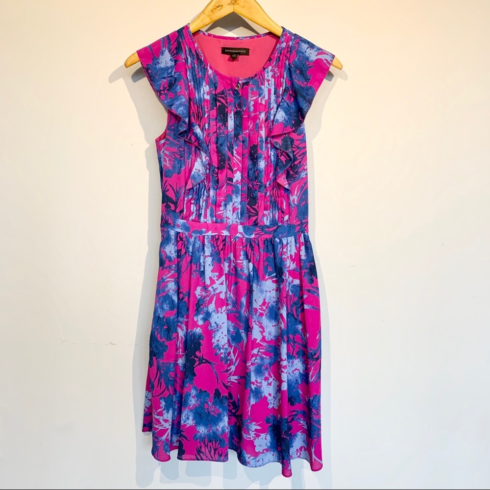 🔥 Banana Republic Flutter Sleeve Fit Flare Dress